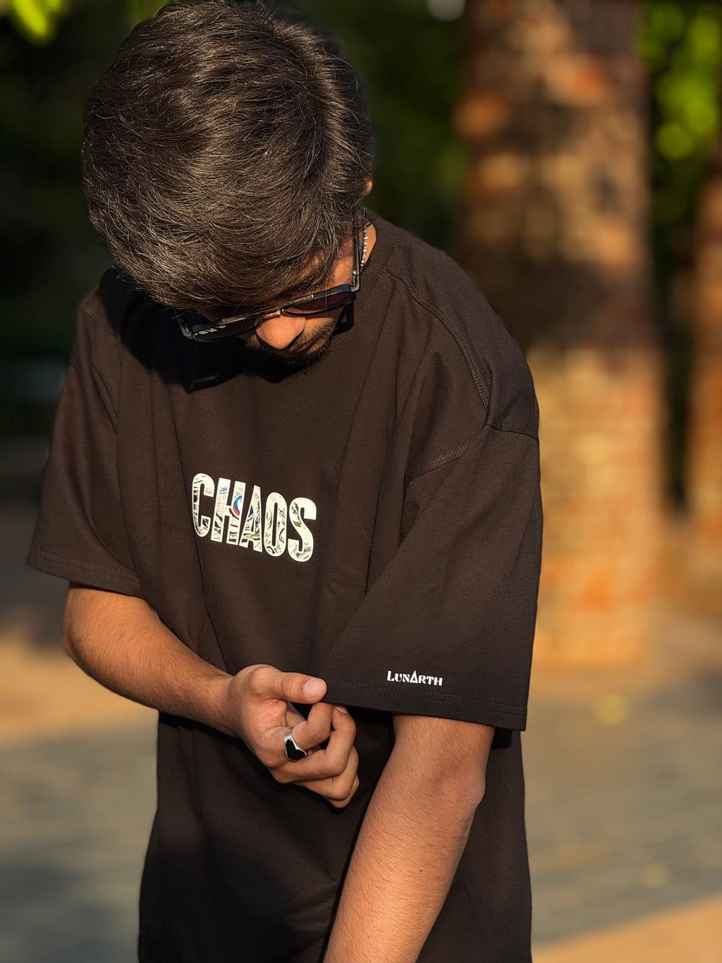 CHAOS-Black OverSized Fit T-Shirt