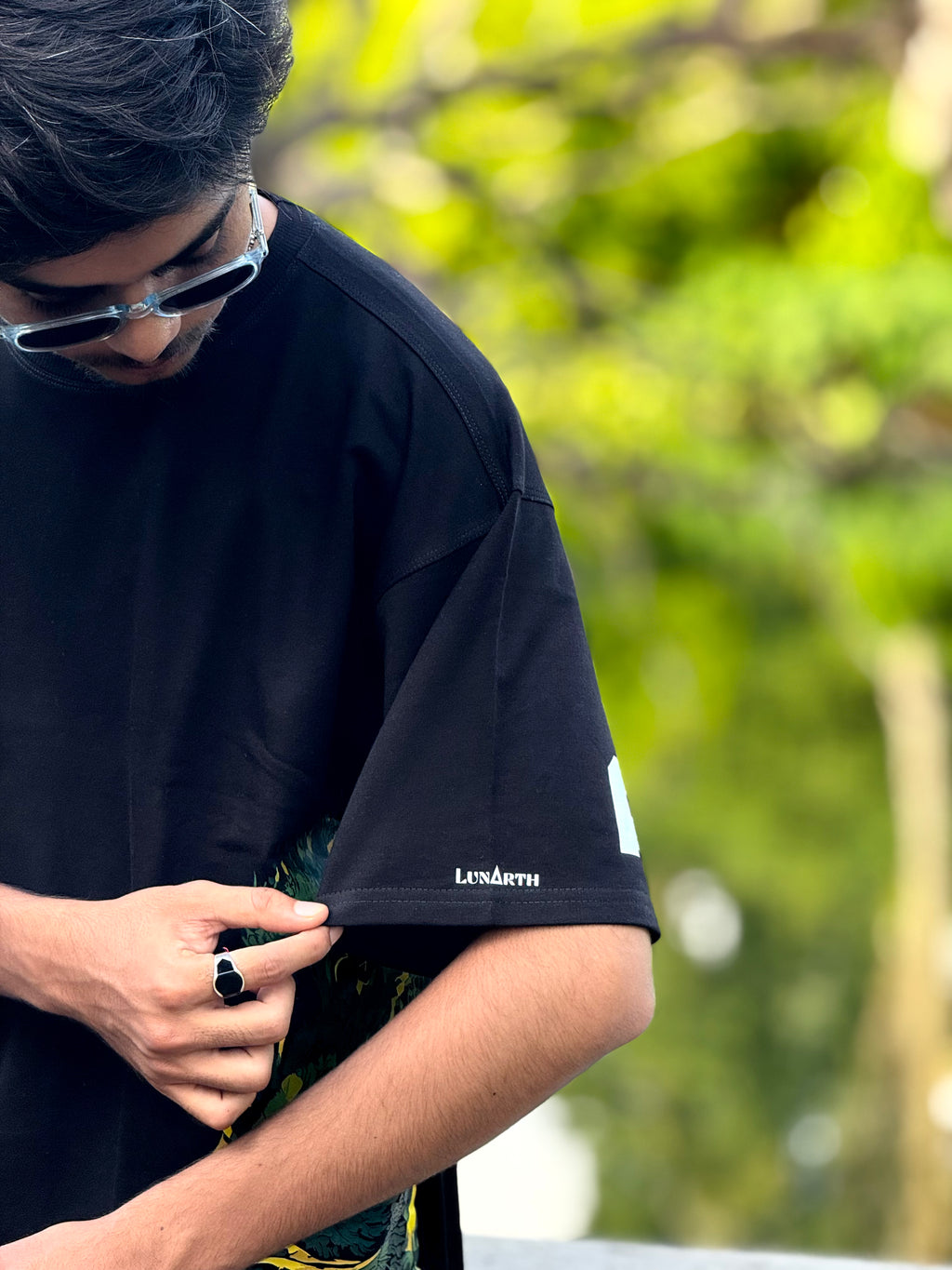 LION's ROARNESS - OverSized Fit T-Shirt