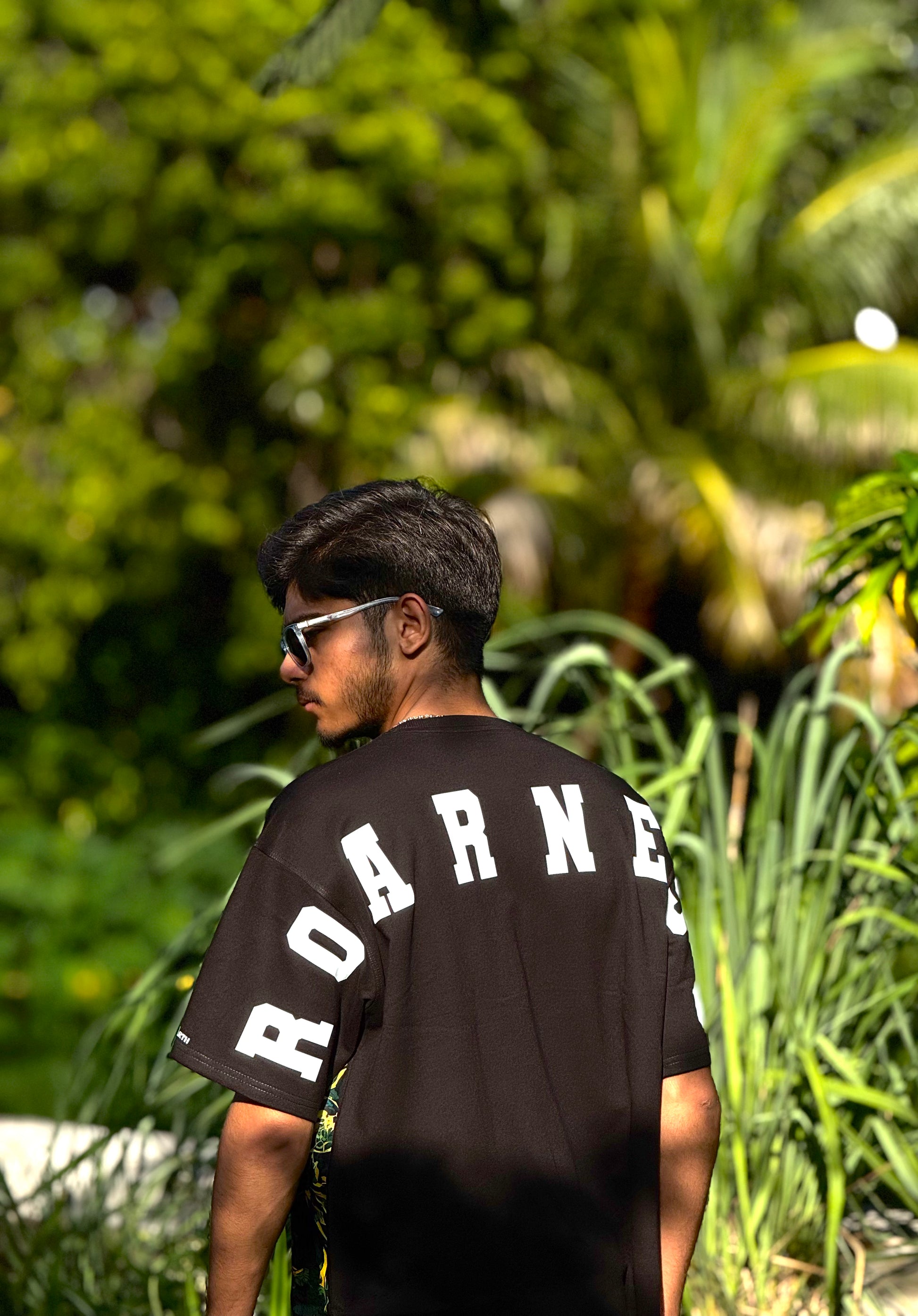 LION's ROARNESS - OverSized Fit T-Shirt