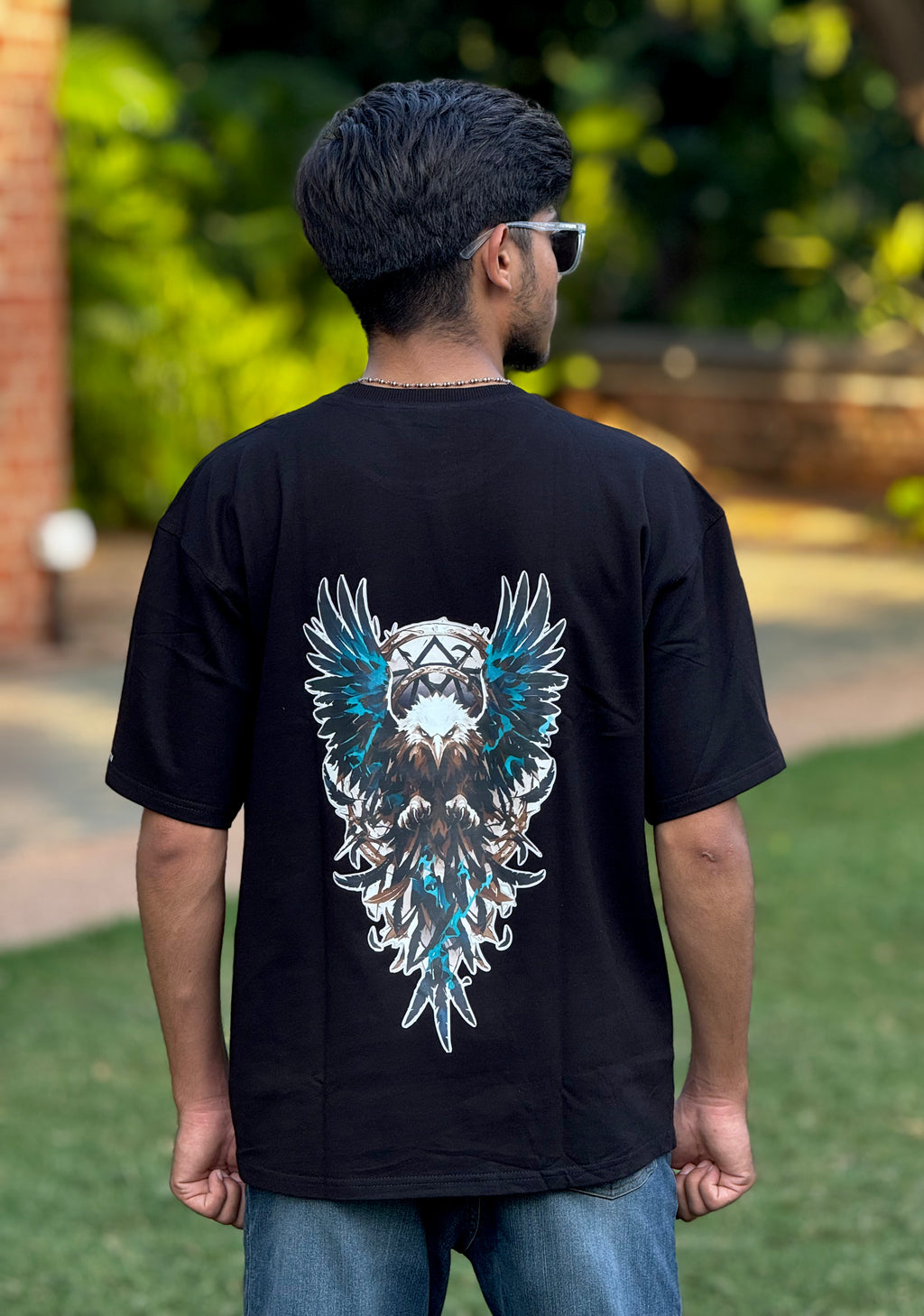 EAGLE's VENGEANCE - OverSized Fit T-Shirt