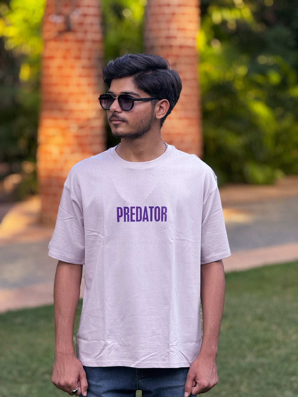 PREDATOR - OverSized Fit T-Shirt