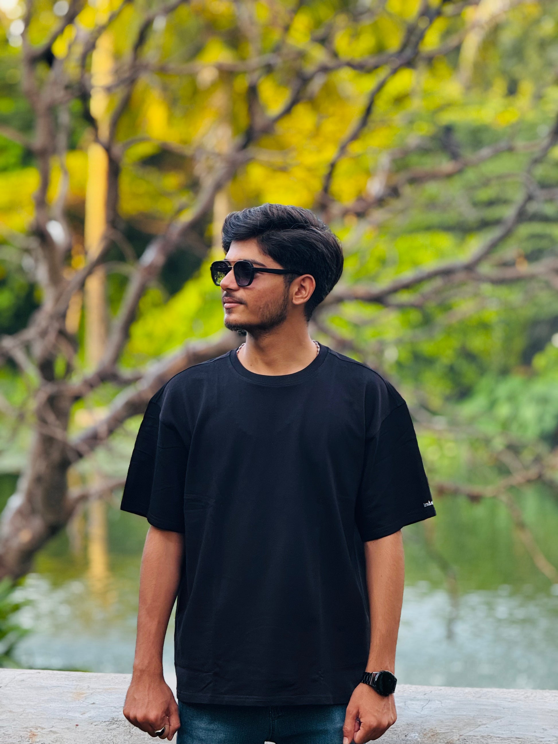 OBSIDIAN BLACK - OverSized Fit T-Shirt